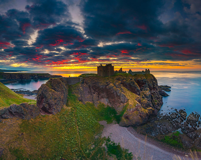 dawn over Dunnottar by Maurizio Rellini